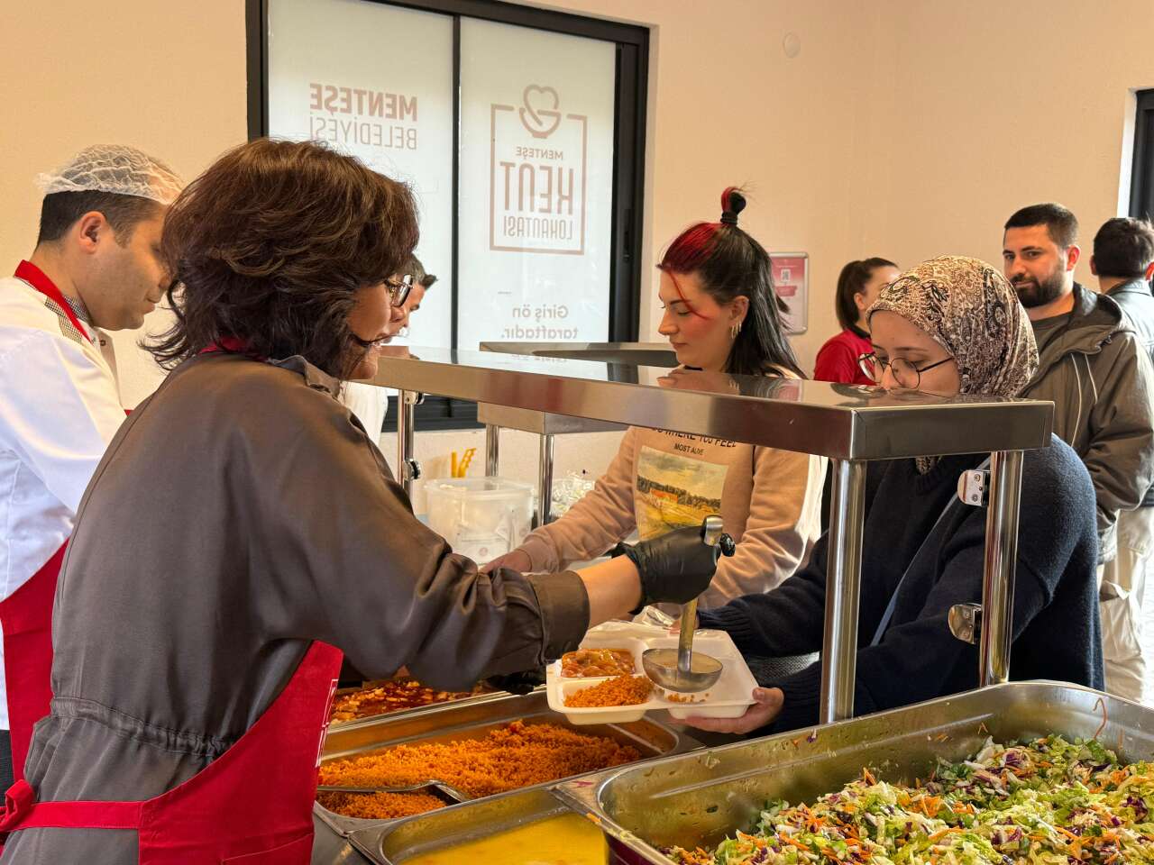 Muğla’da Öğrencilere Büyük Destek: 100 TL’ye 4 Çeşit Yemek 5